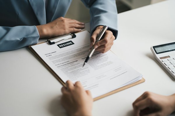 Salaire d'une EJE : que savoir pour le comprendre ?